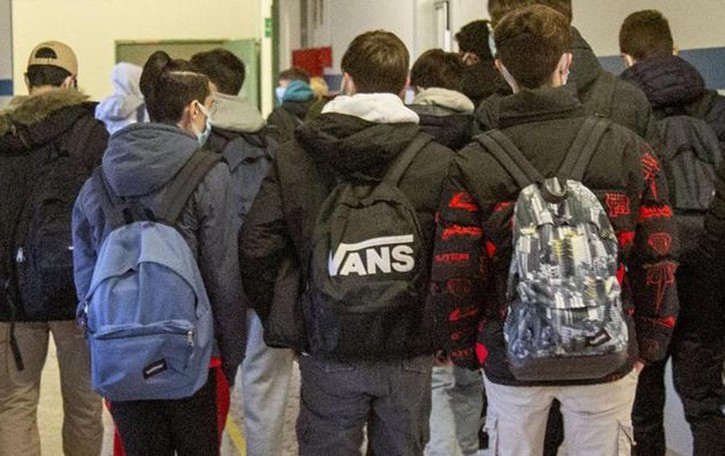 Scuola nel caos Preside disperato «È insostenibile»