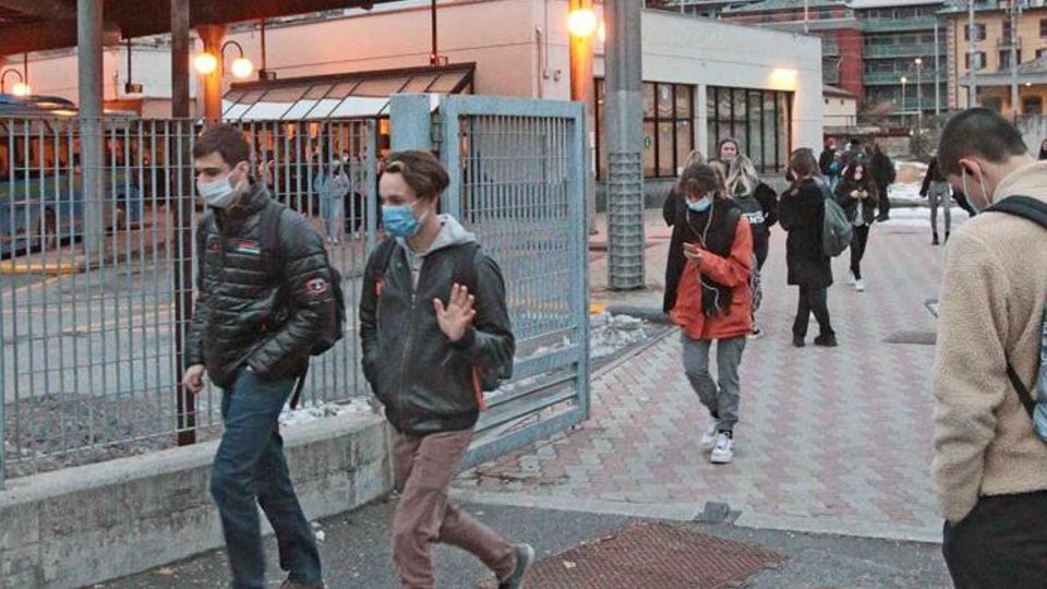 Parte la scuola manca il personale 239 in malattia Parte la scuola manca il personale 239 in malattia