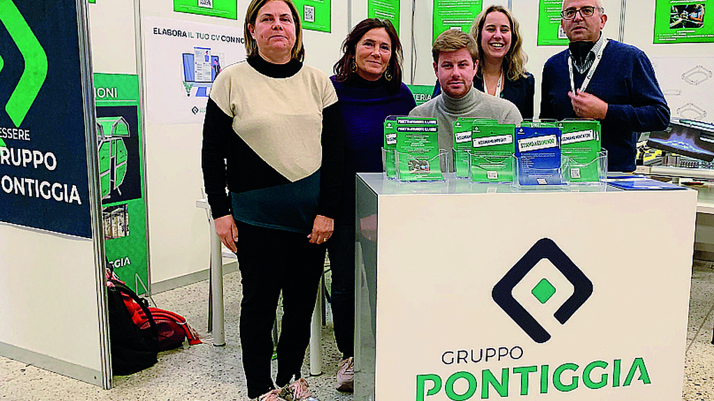 Anche le aziende vanno a Young A caccia di giovani da formare Anche le aziende vanno a Young A caccia di giovani da formare