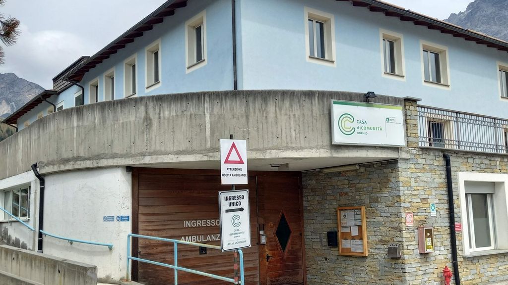 In fila sotto zero per indicare il medico «Ma a Bormio non si può scegliere» In fila sotto zero per indicare il medico «Ma a Bormio non si può scegliere»