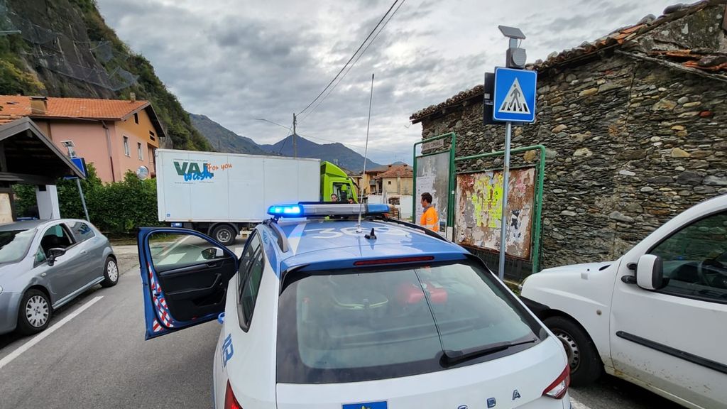 Ruba un camion a Tirano, preso a Milano Ruba un camion a Tirano, preso a Milano