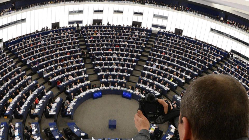 L’allarme: Europa impreparata contro i regimi autocratici L’allarme: Europa impreparata contro i regimi autocratici
