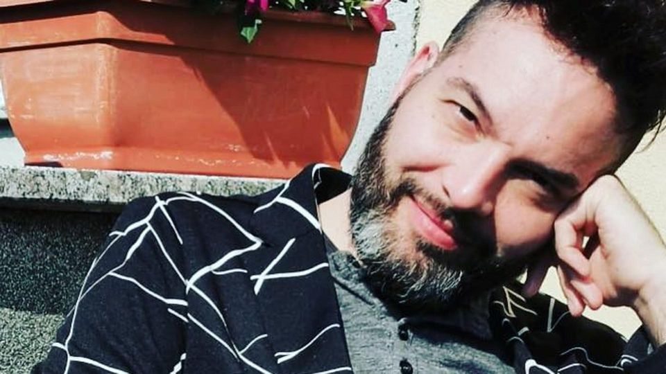 «Sei gay, vattene» Insulti omofobi a un commerciante «Sei gay, vattene» Insulti omofobi a un commerciante