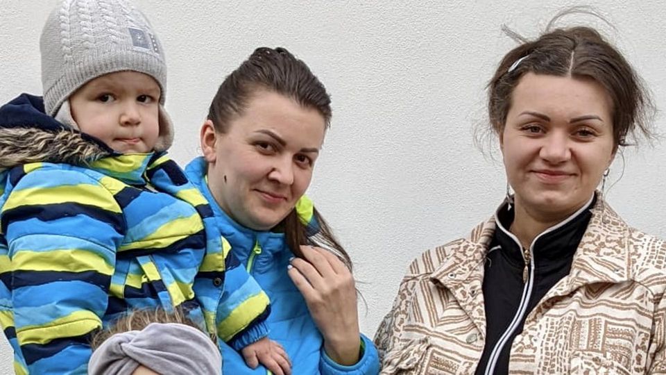 I primi profughi rientrano in Ucraina «C’è bisogno di noi» I primi profughi rientrano in Ucraina «C’è bisogno di noi»