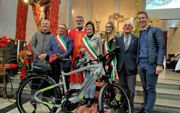 Le tre parrocchie salutano don Angelo «Un legame forte»
