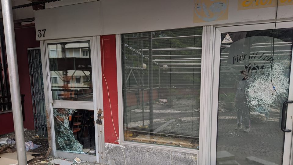 Baby gang alla Piastra Il sindaco: «Più controlli» Baby gang alla Piastra Il sindaco: «Più controlli»