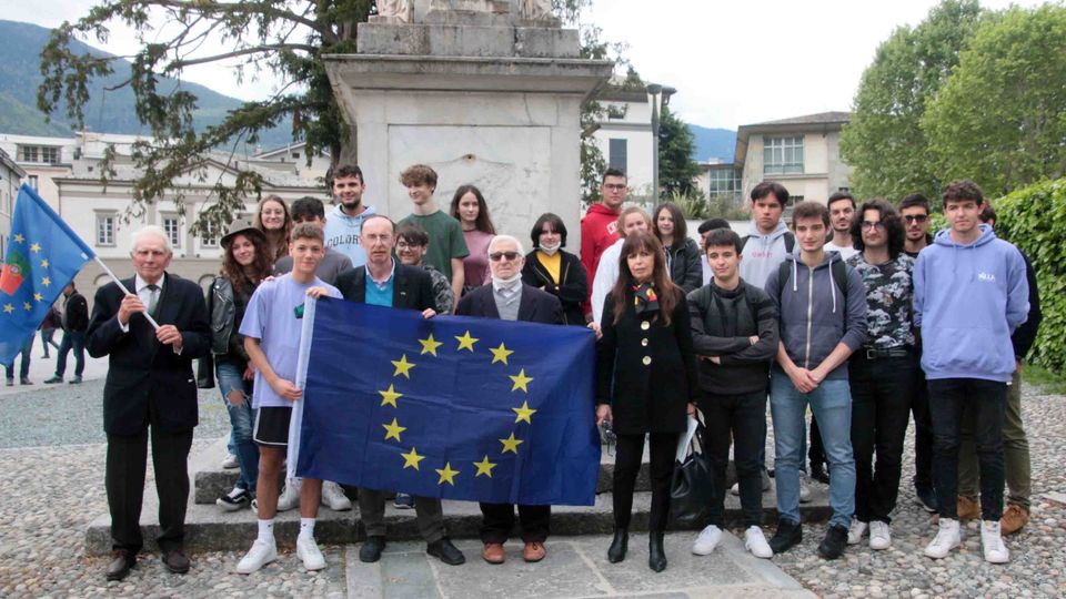 Giovani in festa per l’Europa unita «Il futuro è vostro» Giovani in festa per l’Europa unita «Il futuro è vostro»