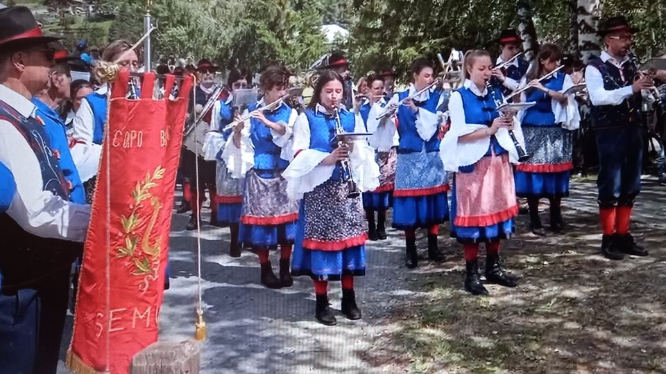 Valdidentro, bande da tutta la provincia. Musica e spettacolo a Isolaccia Valdidentro, bande da tutta la provincia. Musica e spettacolo a Isolaccia