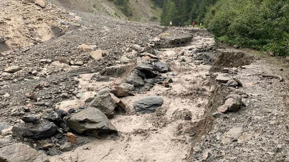 «Imponente colata di detriti». La val Zebrù resta ancora chiusa «Imponente colata di detriti». La val Zebrù resta ancora chiusa