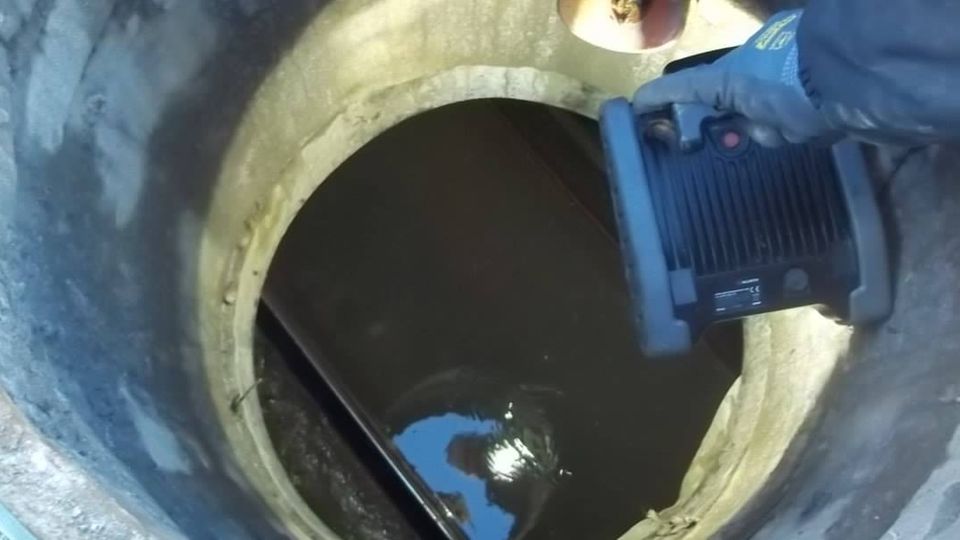 Secam, appello agli utenti: «Acqua, usatela solo per igiene e usi domestici» Secam, appello agli utenti: «Acqua, usatela solo per igiene e usi domestici»