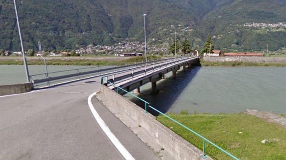 Ponte di Sirta, stop a camion e bus Ponte di Sirta, stop a camion e bus