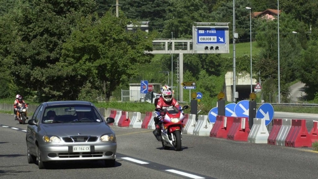 Contromano in superstrada da Piona a Morbegno. Decimo caso in un anno Contromano in superstrada da Piona a Morbegno. Decimo caso in un anno